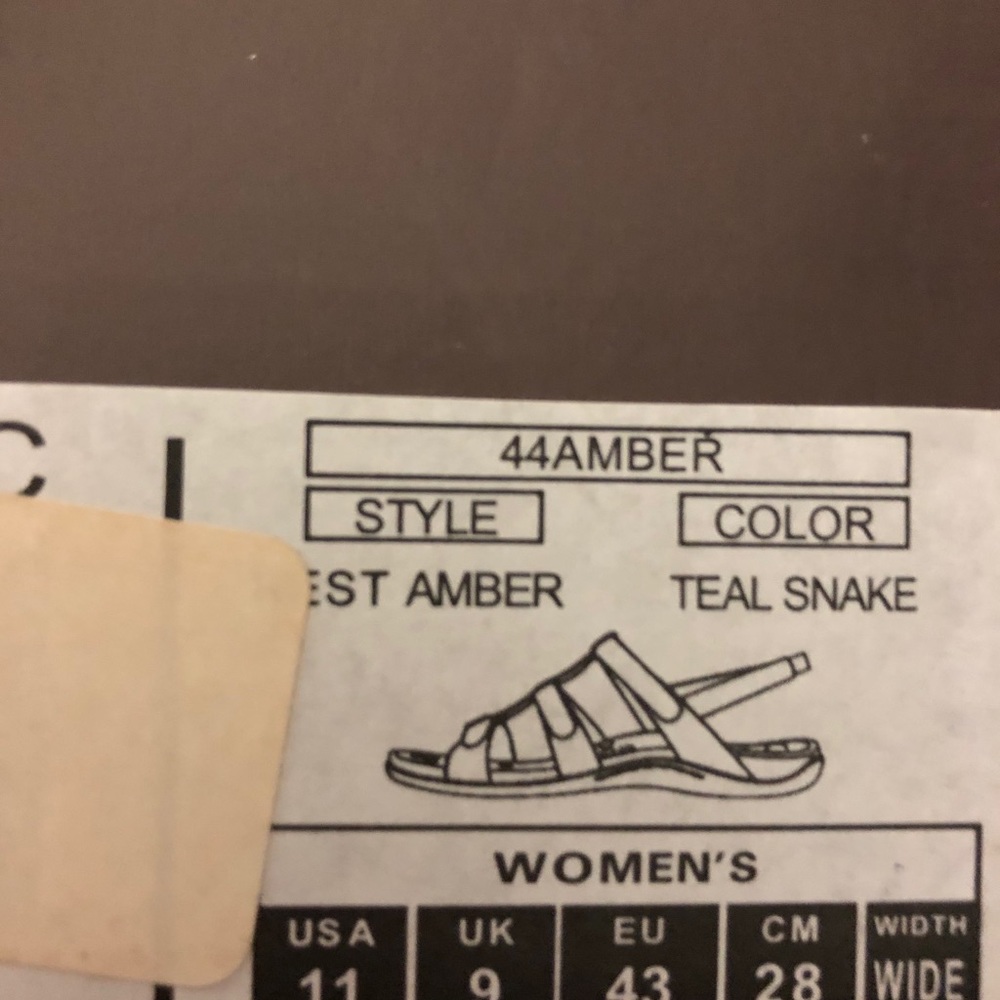 Vionic Sandals - Picture 3 of 6